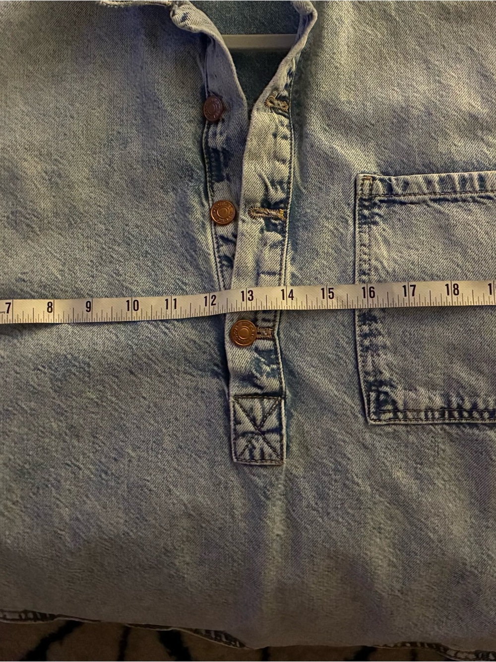 Anthropologie PILCRO Light Wash Denim Pullover Shirt 🤩 - Picture 8 of 8